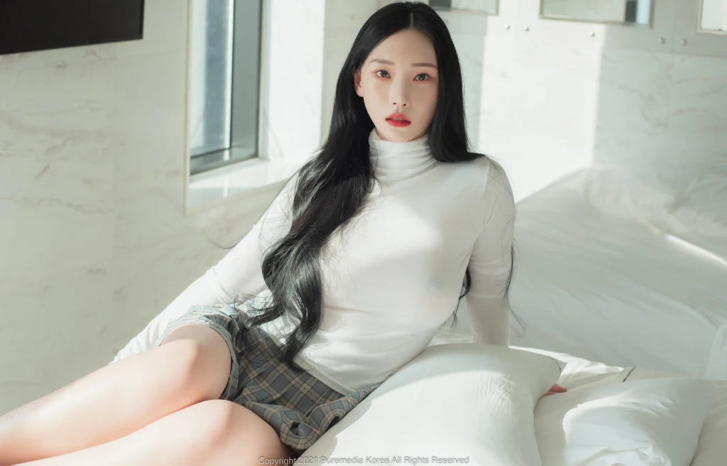 Pure Media Vol.143: Riha (리하) (148 photos)