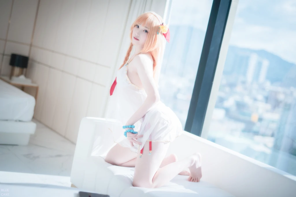 [BLUECAKE] Bambi (밤비): Dive Into You RED.Ver (89 photos)