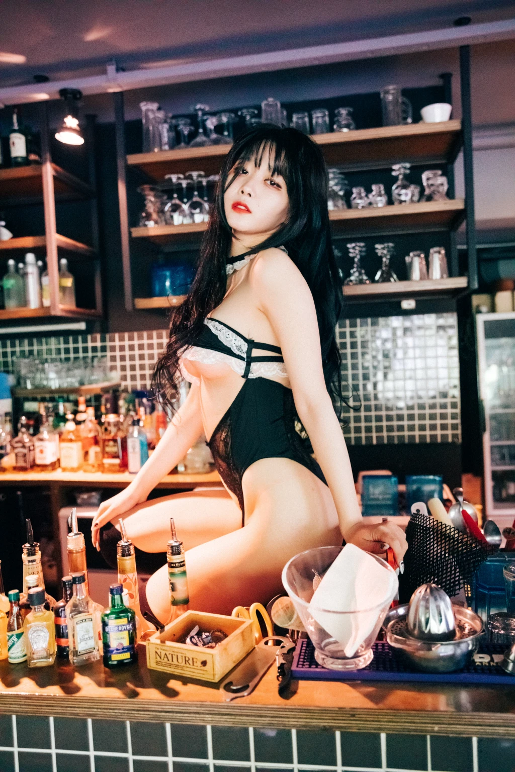 [Loozy] Zia (지아) – SM Bar (211 photos)