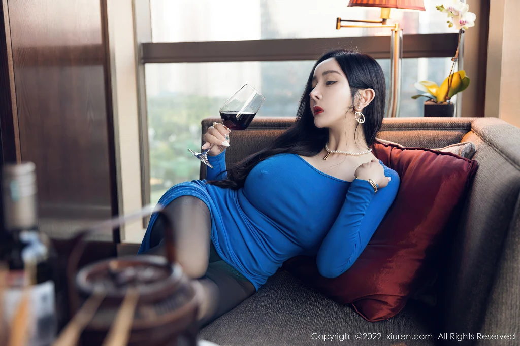 XIUREN No.4496: Yun Er (允爾) (53 photos)