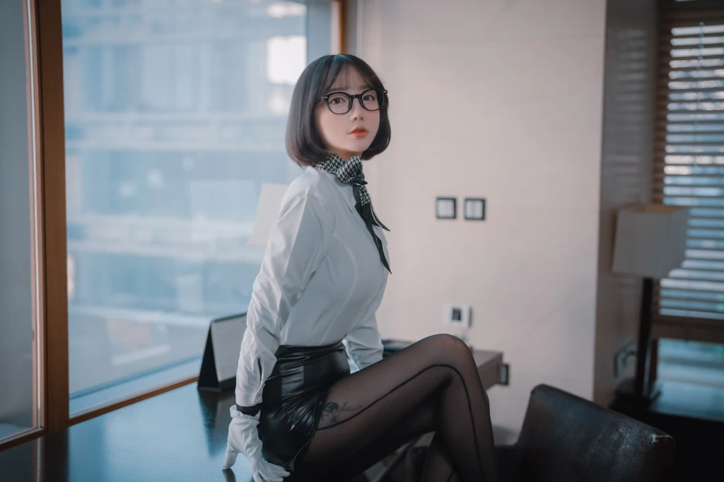 DJAWA Photo – Son Ye-Eun (손예은): “Naughty Supervisor” (126 photos) – Page 4