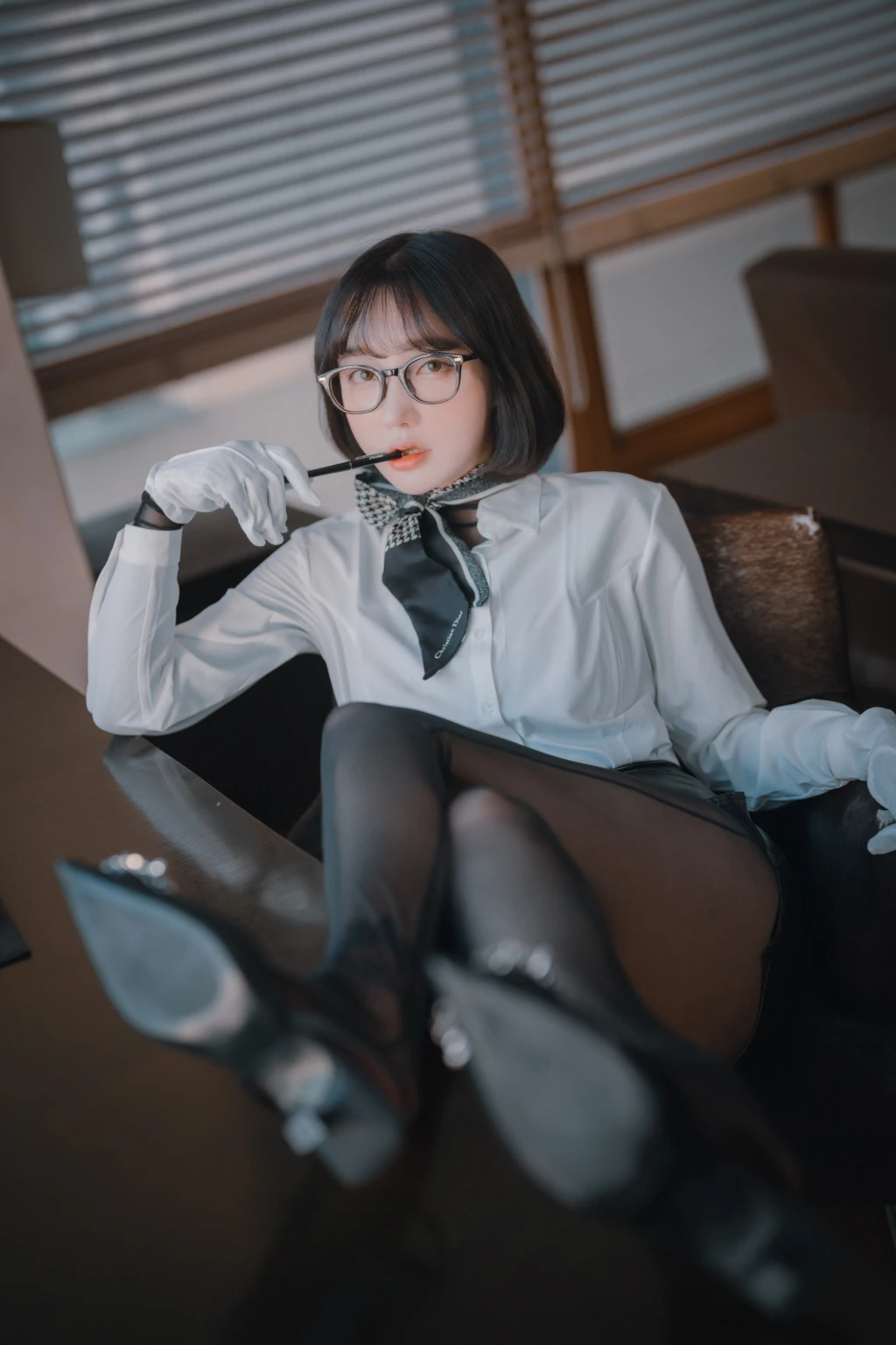 DJAWA Photo – Son Ye-Eun (손예은): “Naughty Supervisor” (126 photos) – Page 6