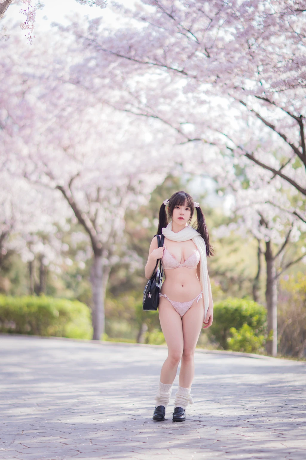 Coser@六味帝皇酱: 樱花女友 (53 photos)