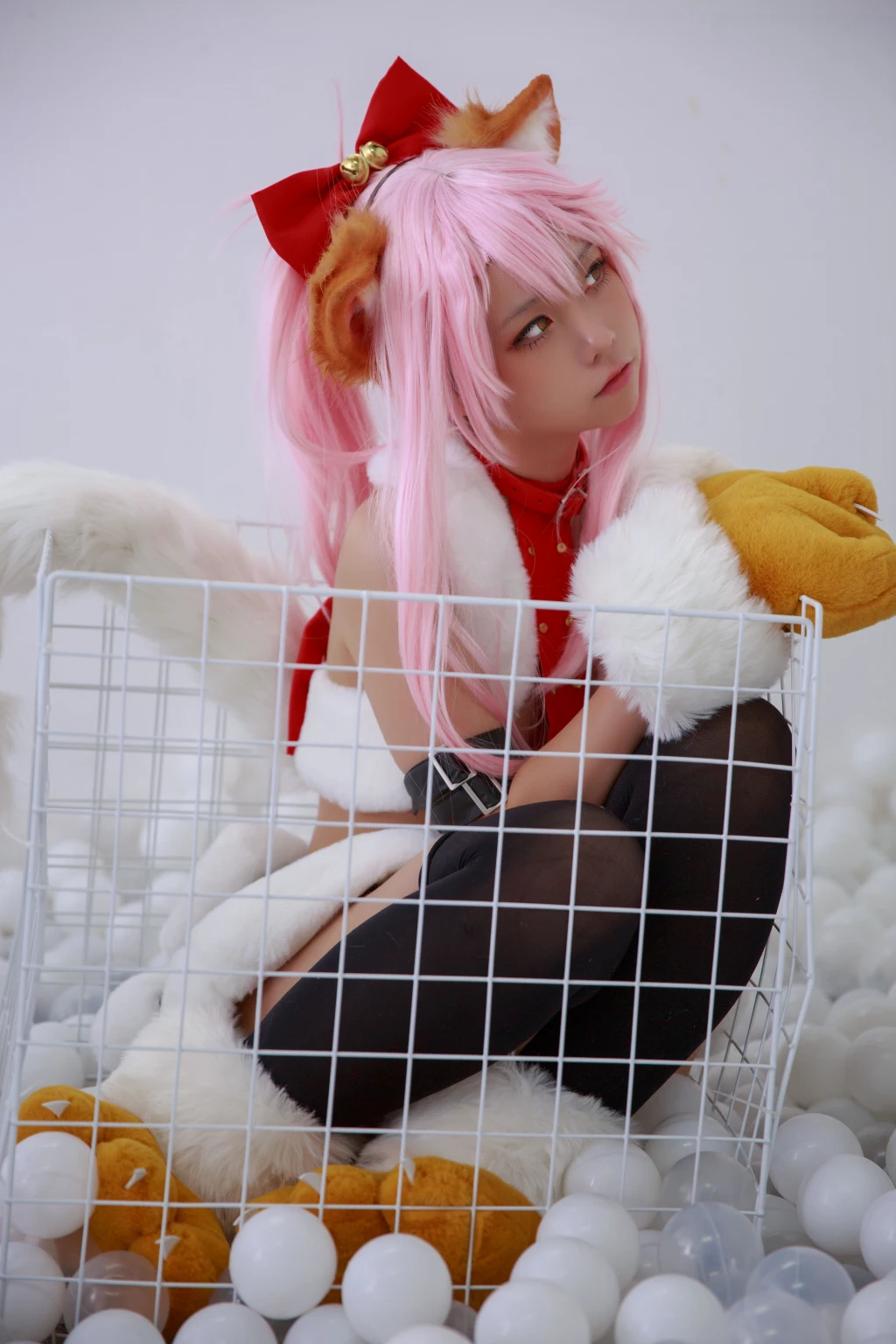 Coser@G44不会受伤 Vol.057: 小黑猫娘 (20 photos)