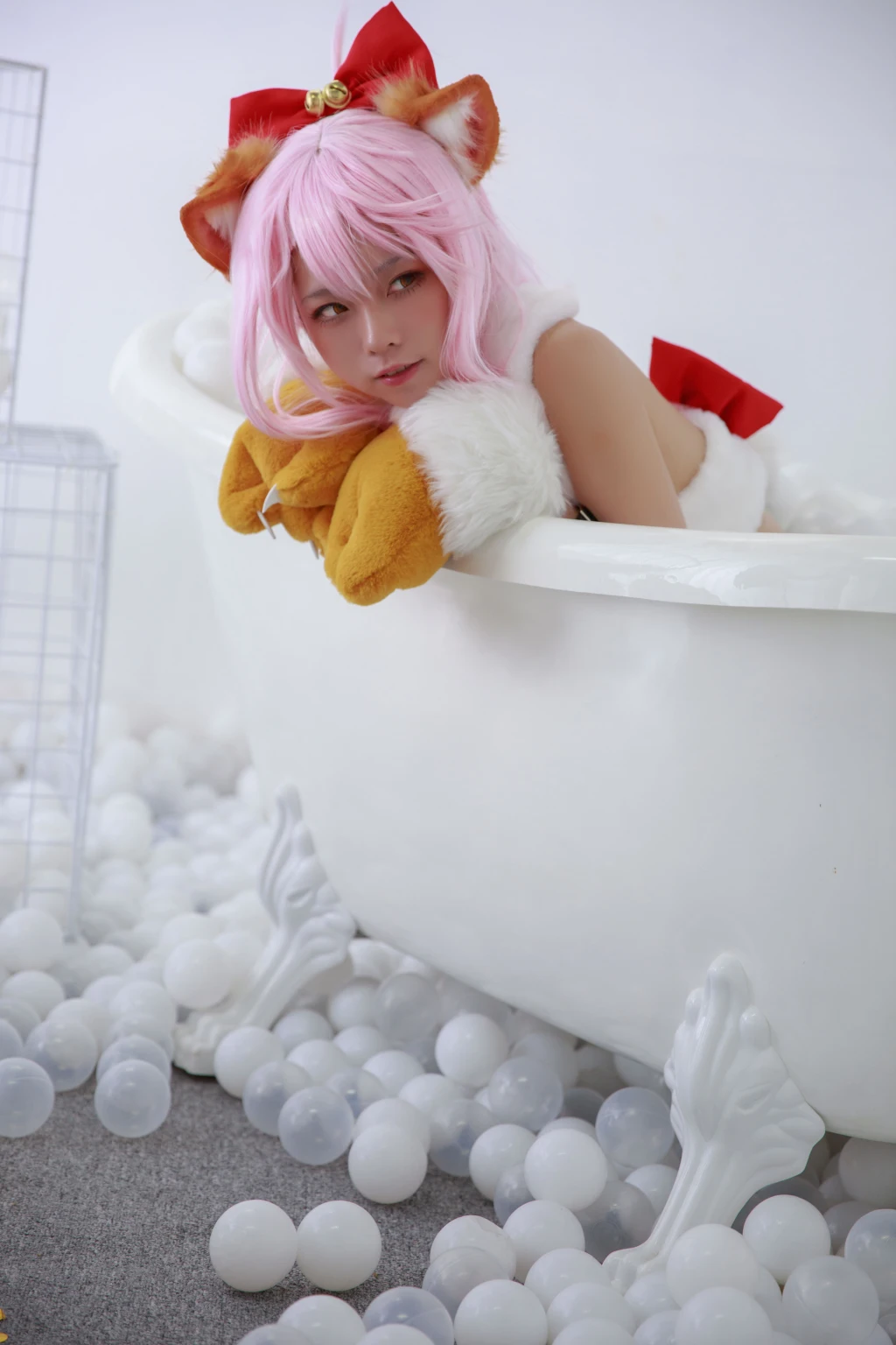 Coser@G44不会受伤 Vol.057: 小黑猫娘 (20 photos)