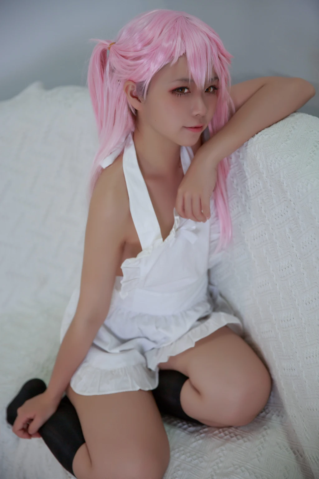 Coser@G44不会受伤 Vol.058: 小黑围裙 (20 photos)