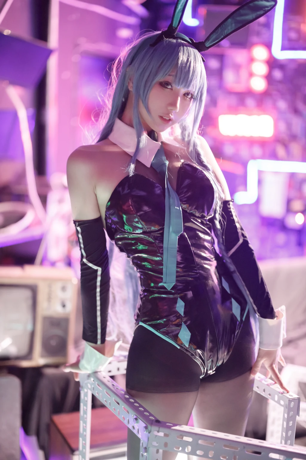 Coser@周叽是可爱兔兔 Vol.039: 树城兔女郎 (28 photos)
