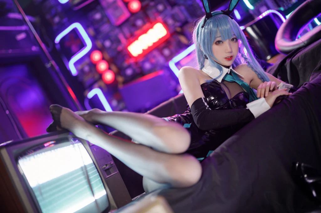 Coser@周叽是可爱兔兔 Vol.039: 树城兔女郎 (28 photos) – Page 2