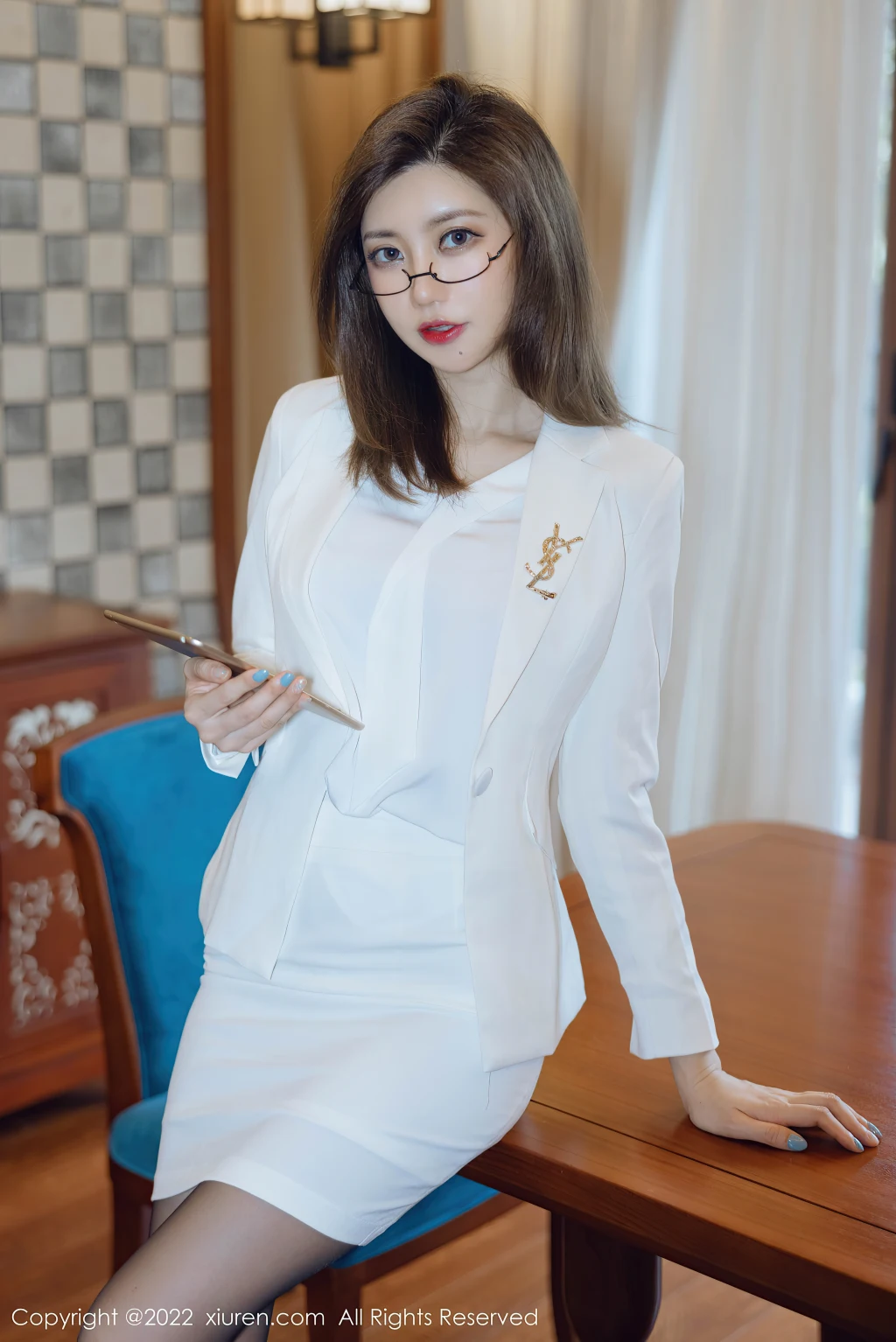XIUREN No.4544: Ula (绮里嘉) (76 photos)
