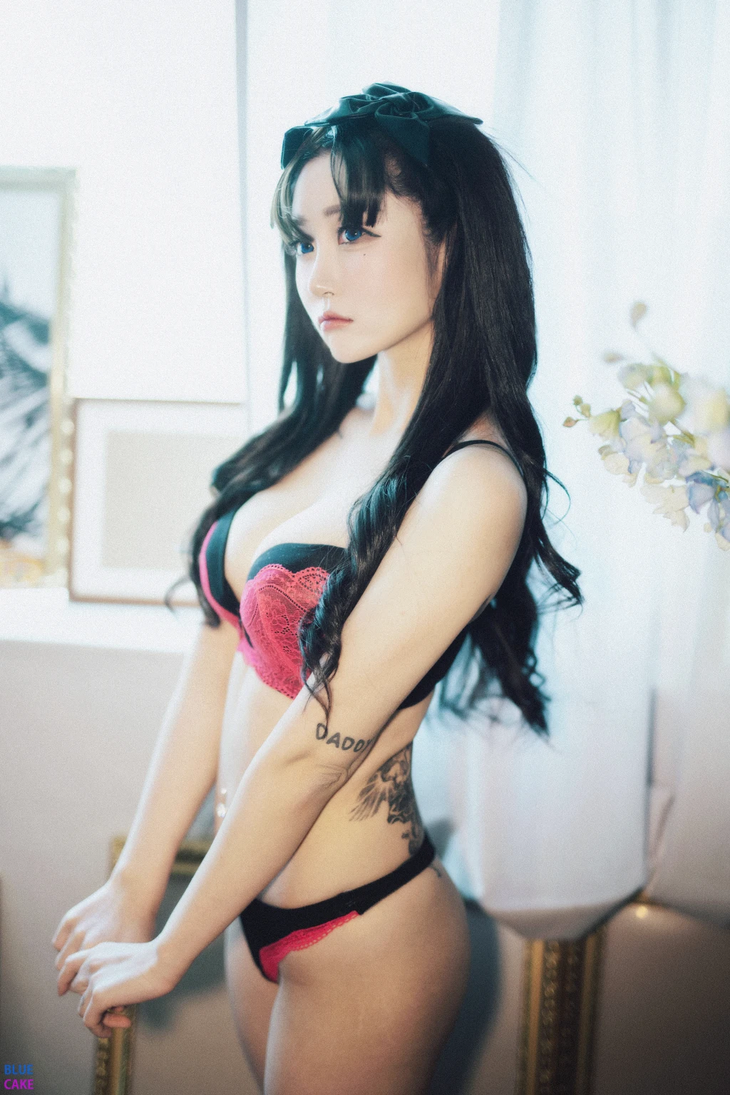[BLUECAKE] Bomi (보미) & Zia (지아): Fate Saber x Thosaka Rin – Lingerie.Ver (128 photos)