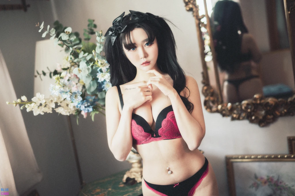 [BLUECAKE] Bomi (보미) & Zia (지아): Fate Saber x Thosaka Rin – Lingerie.Ver (128 photos) – Page 5