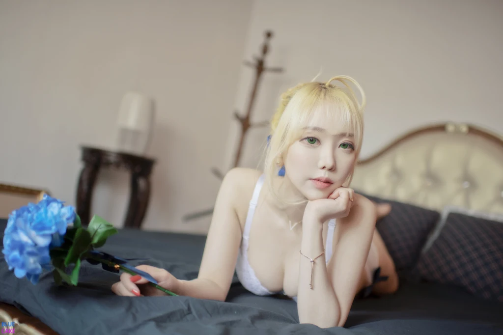 [BLUECAKE] Bomi (보미) & Zia (지아): Fate Saber x Thosaka Rin – Lingerie.Ver (128 photos) – Page 6