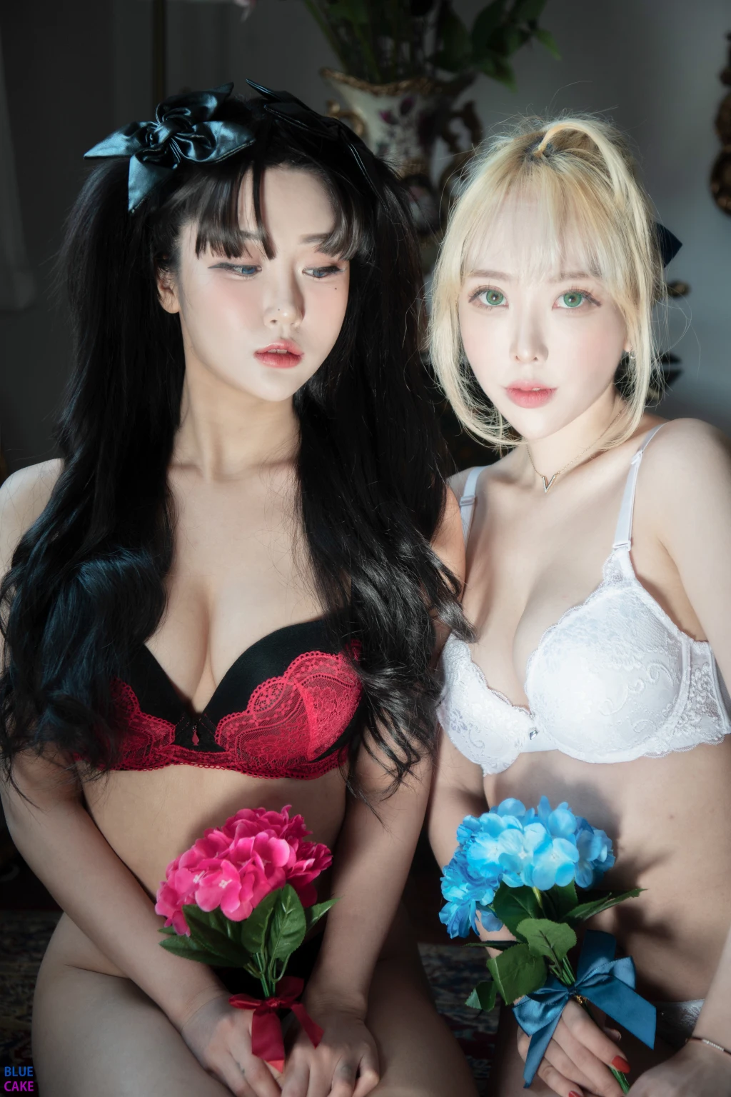 [BLUECAKE] Bomi (보미) & Zia (지아): Fate Saber x Thosaka Rin – Lingerie.Ver (128 photos) – Page 13