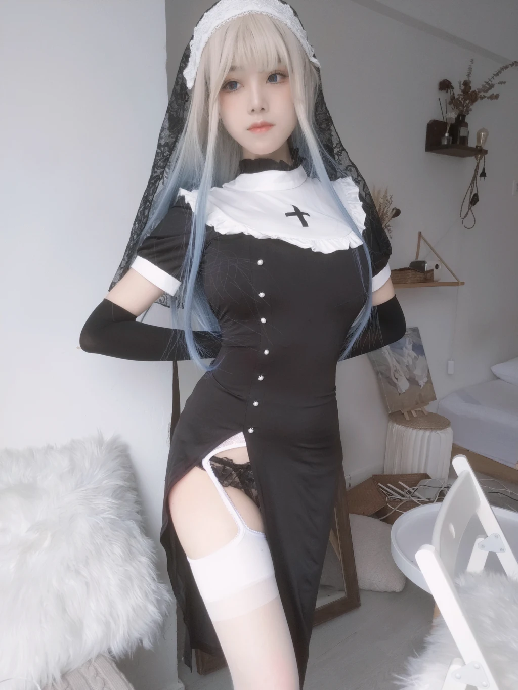 Coser@蜜汁猫裘 Vol.082: 修女自拍 (35 photos + 6 videos) – Page 2