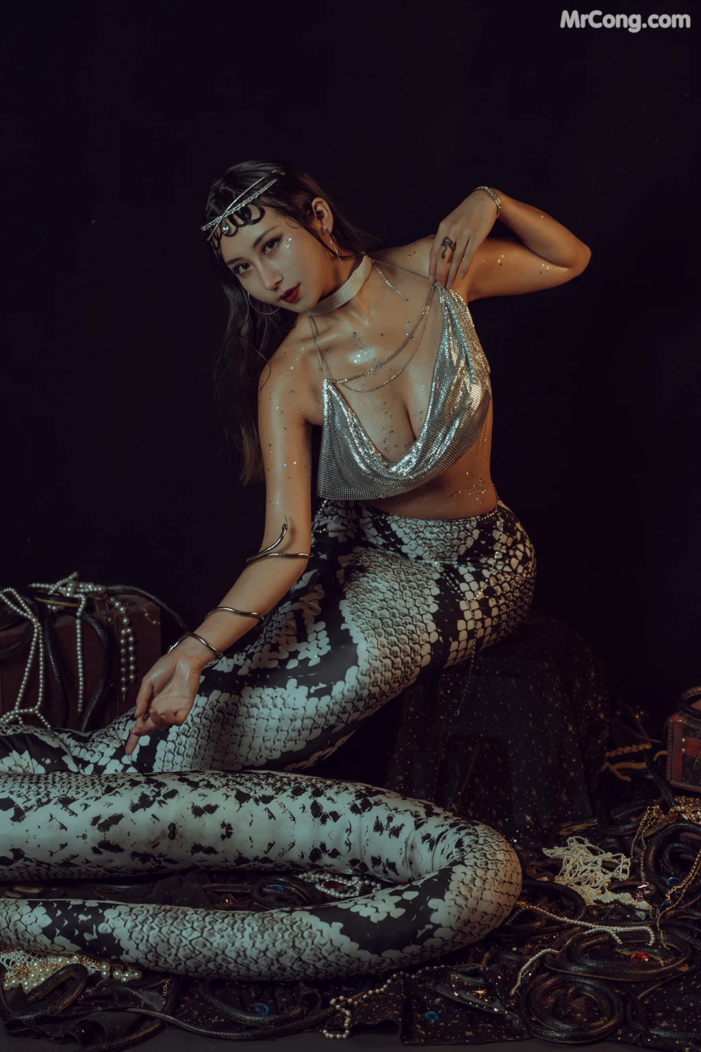 Coser@云溪溪 (Yunx1x1) Vol.002: 蛇姬 (40 photos) – Page 2