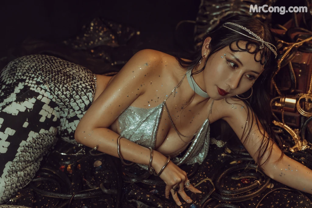 Coser@云溪溪 (Yunx1x1) Vol.002: 蛇姬 (40 photos) – Page 2