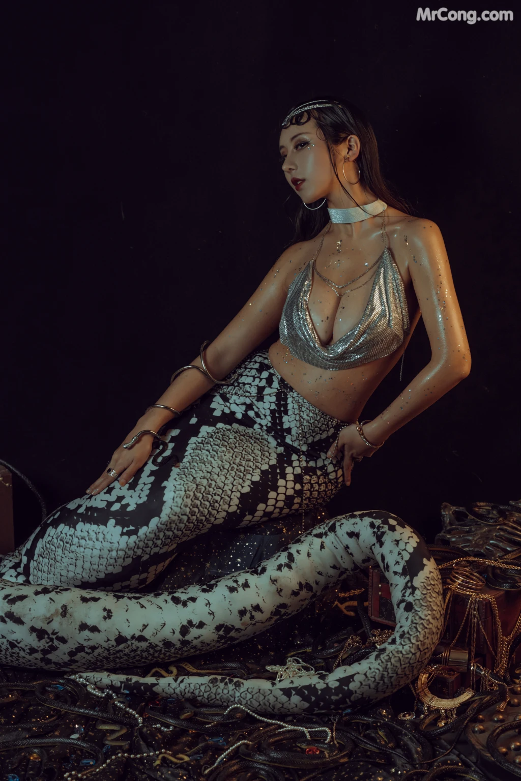 Coser@云溪溪 (Yunx1x1) Vol.002: 蛇姬 (40 photos) – Page 2