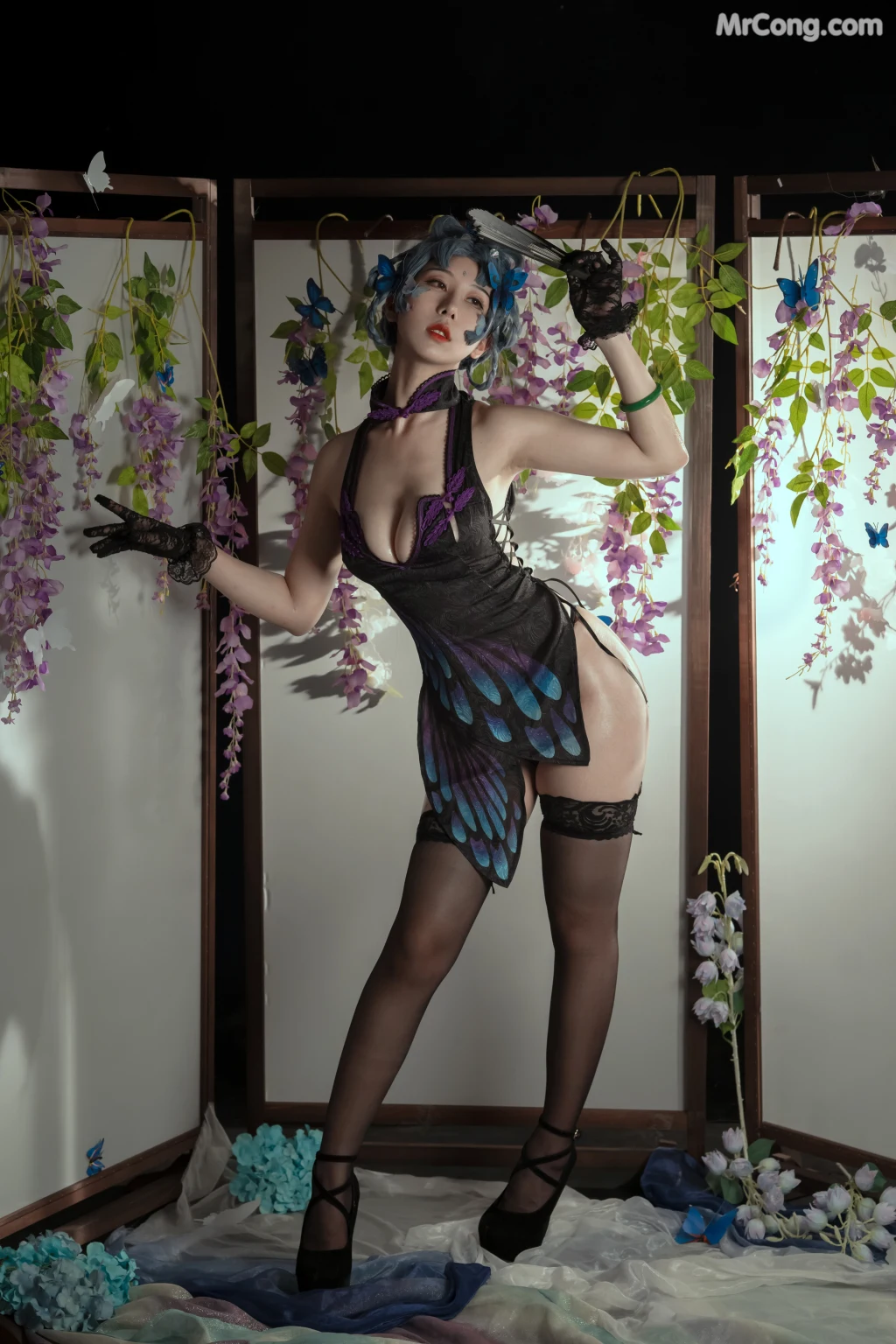 Coser@云溪溪 (Yunx1x1) Vol.008: 奶桃蝴蝶 (50 photos)