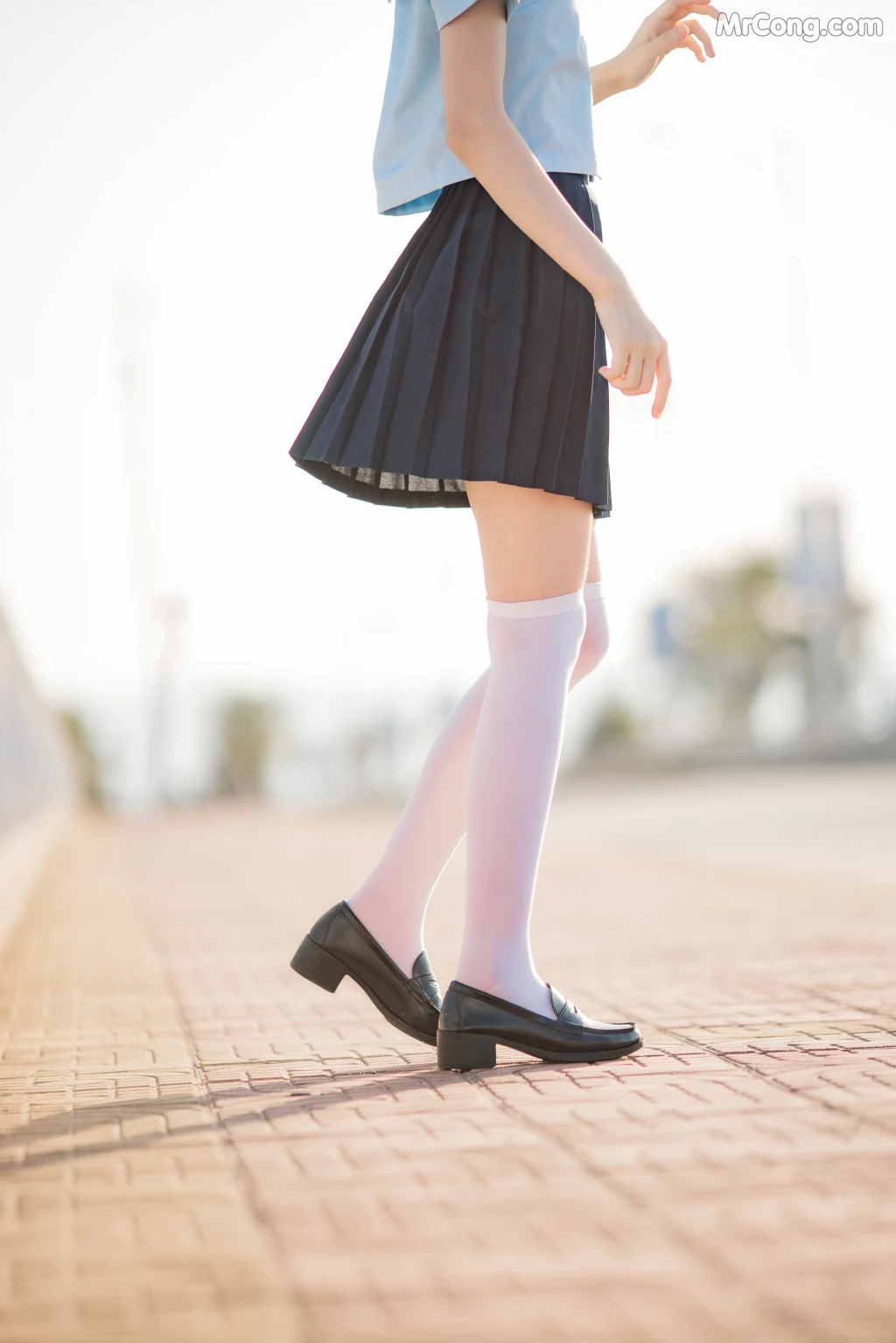 Coser@桜桃喵 Vol.125: 桜桃喵 蔚蓝 (33 photos)
