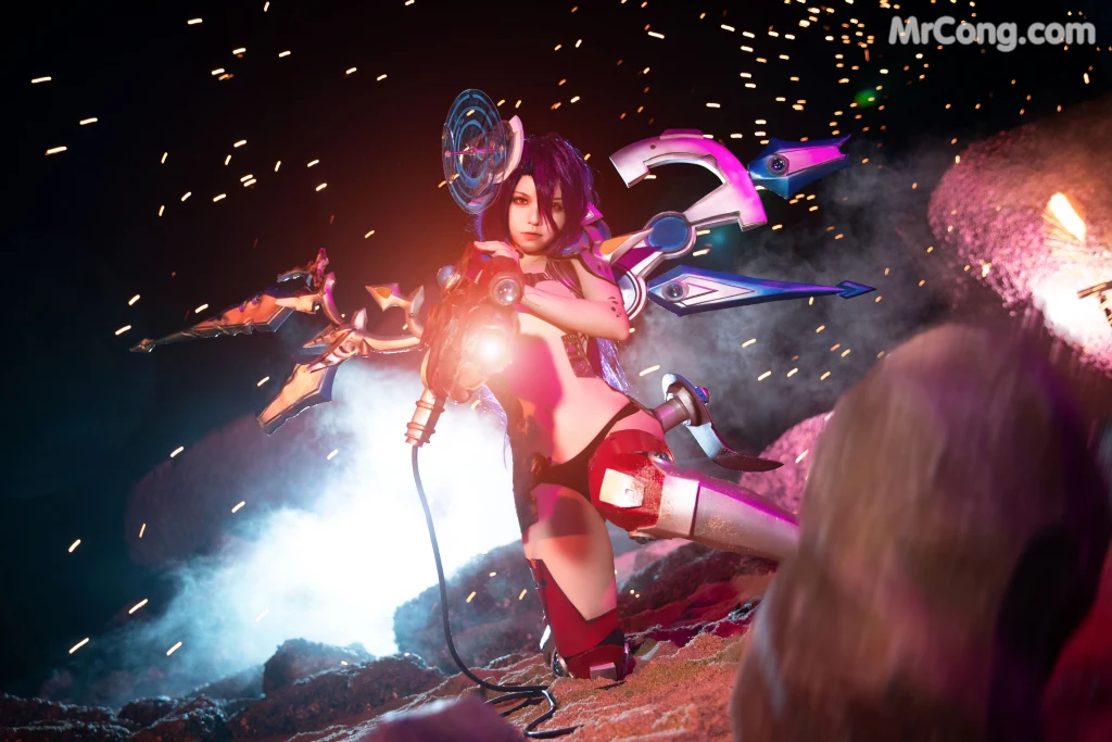Coser@G44不会受伤 Vol.060: 休比·多拉 (20 photos + 1 video)