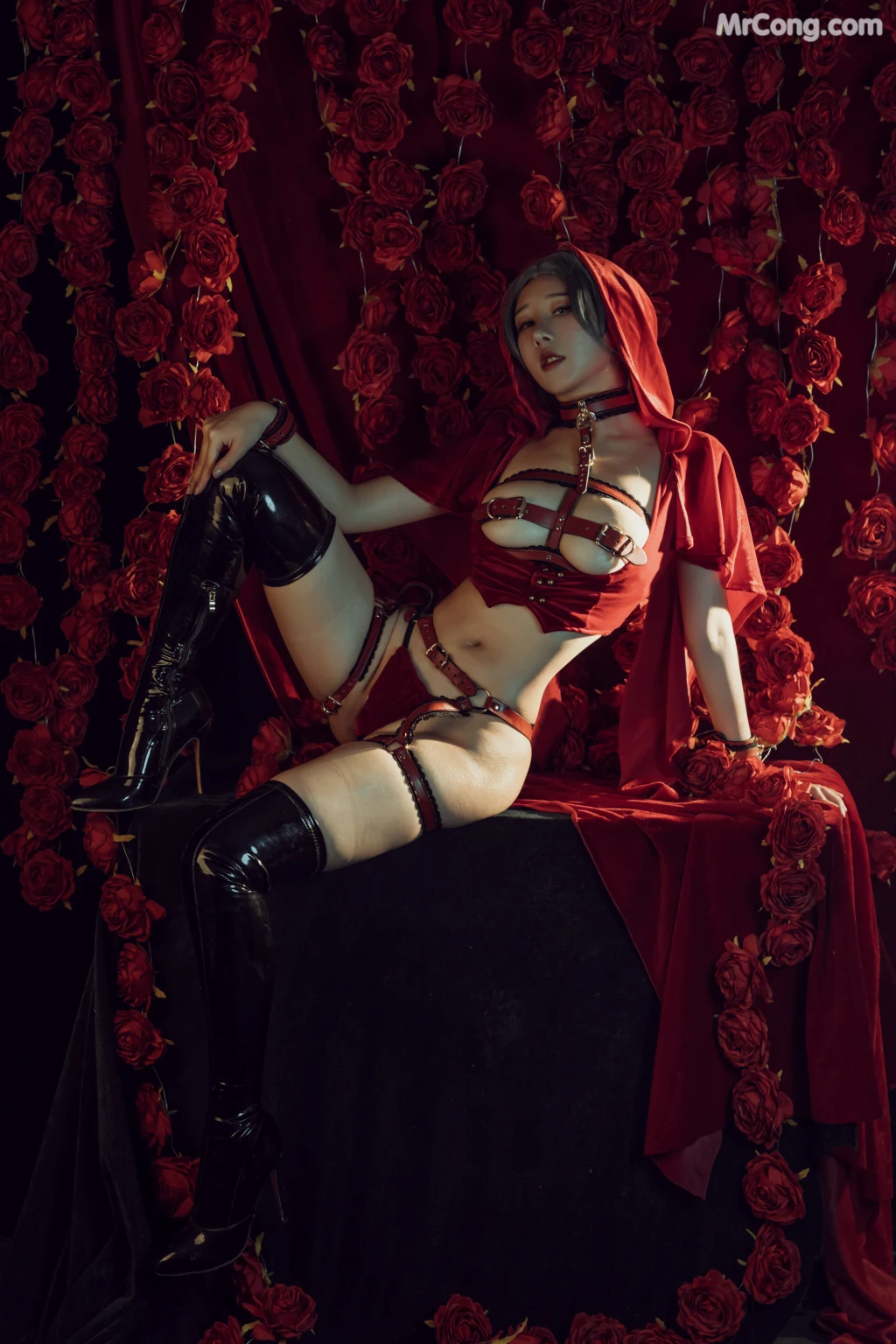 Coser@云溪溪 (Yunx1x1) Vol.015: 奶桃 玫瑰 (40 photos) – Page 2