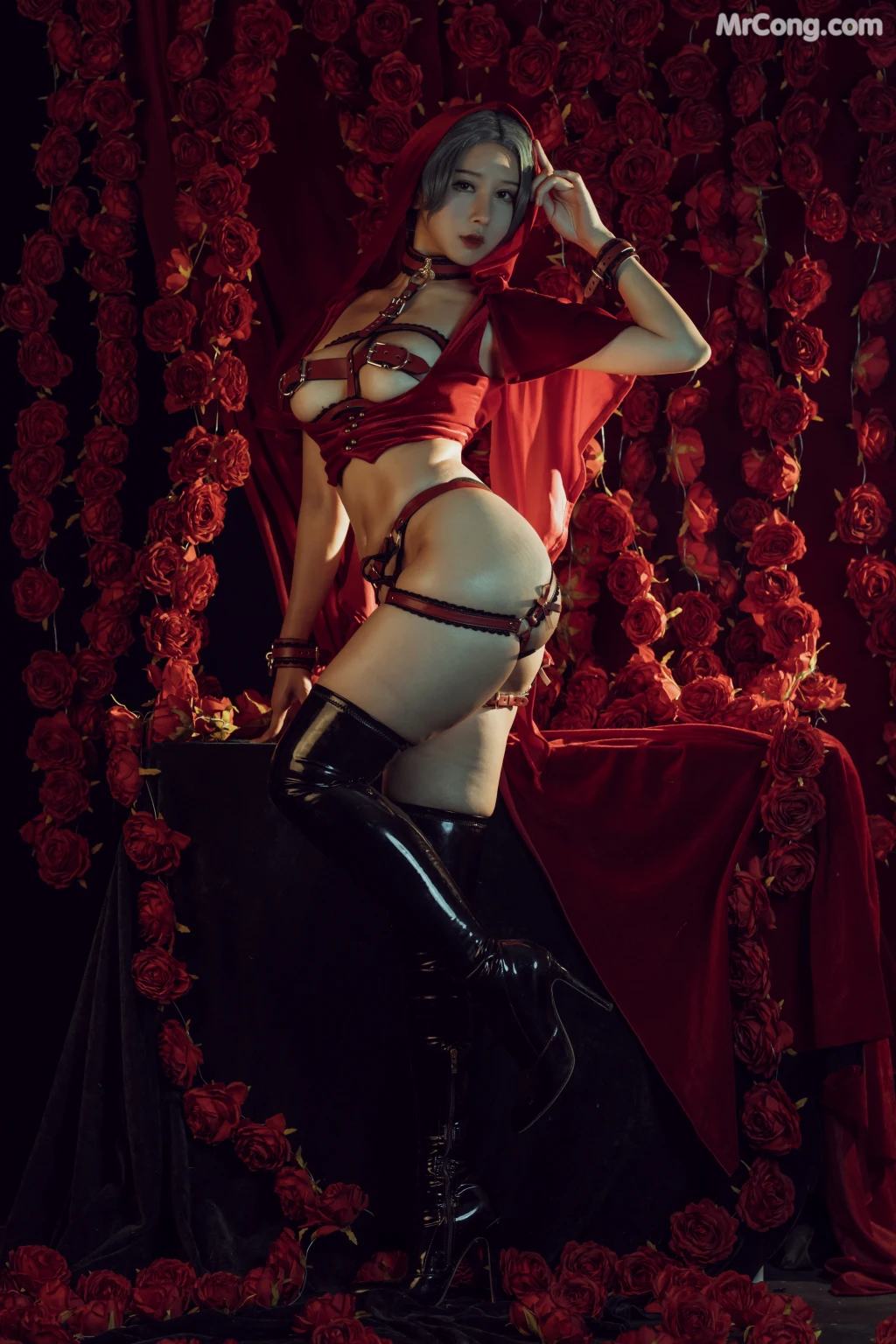 Coser@云溪溪 (Yunx1x1) Vol.015: 奶桃 玫瑰 (40 photos) – Page 2