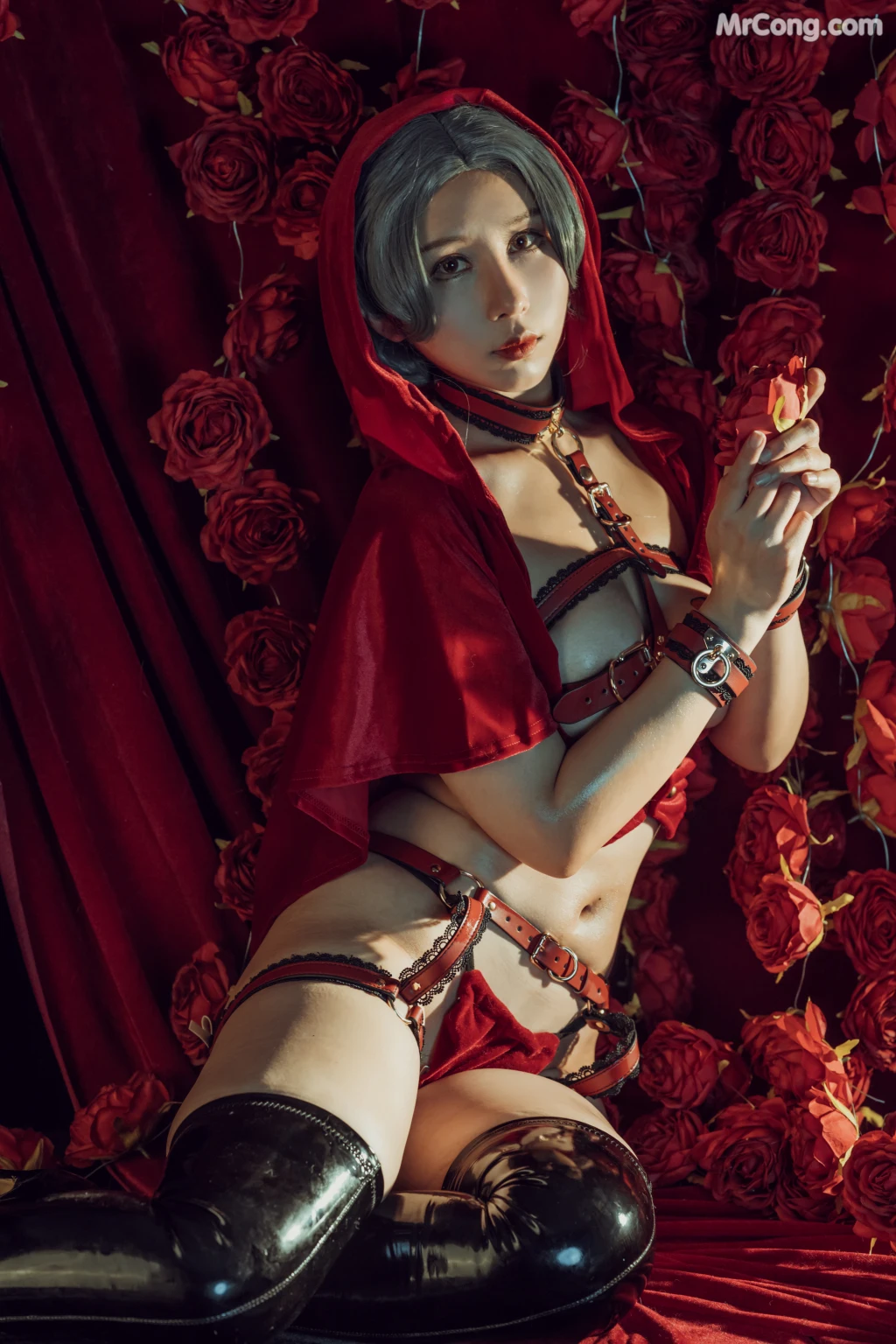 Coser@云溪溪 (Yunx1x1) Vol.015: 奶桃 玫瑰 (40 photos) – Page 2