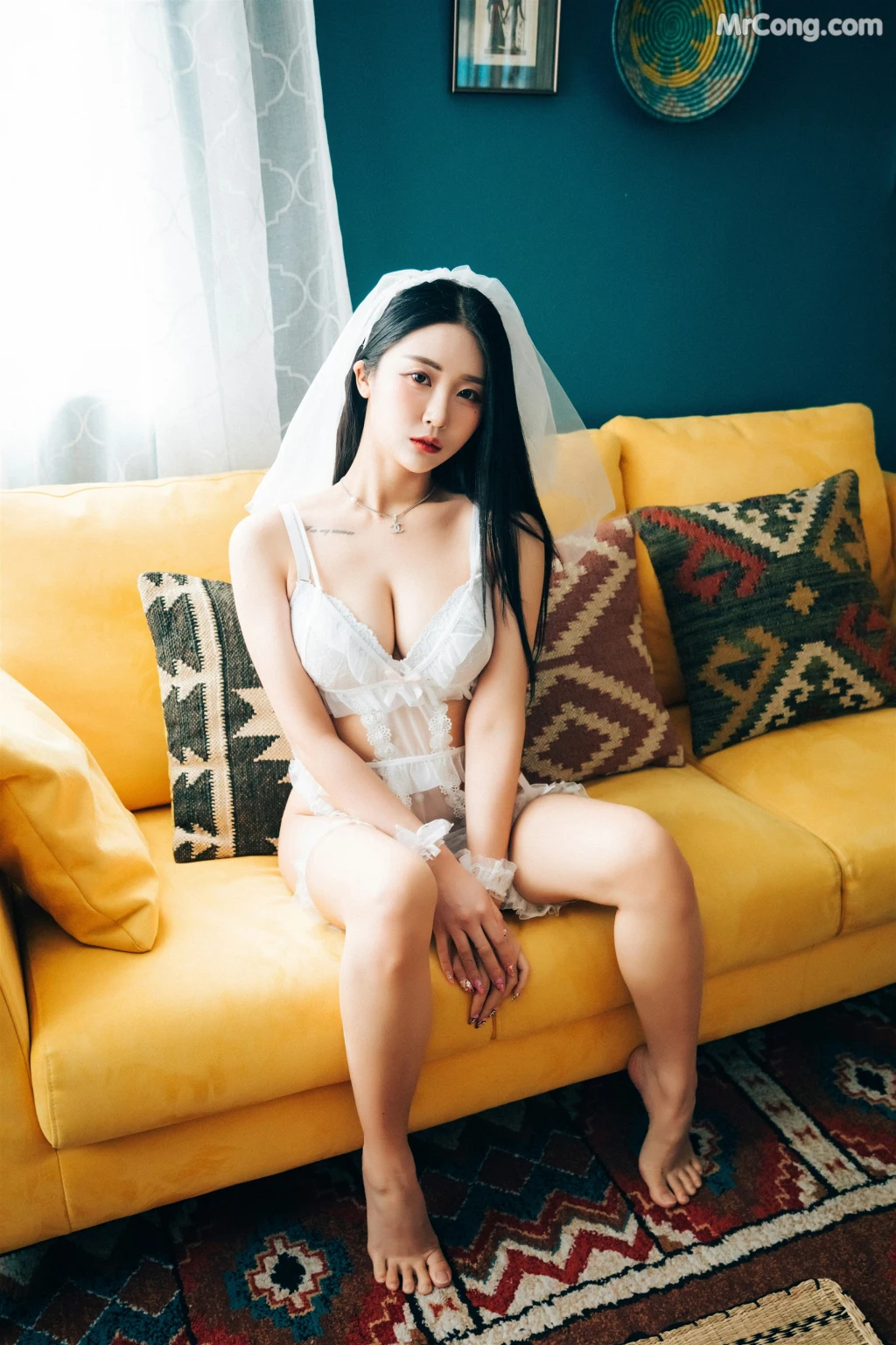 [Loozy] Bomi (보미): Holiday (94 photos)