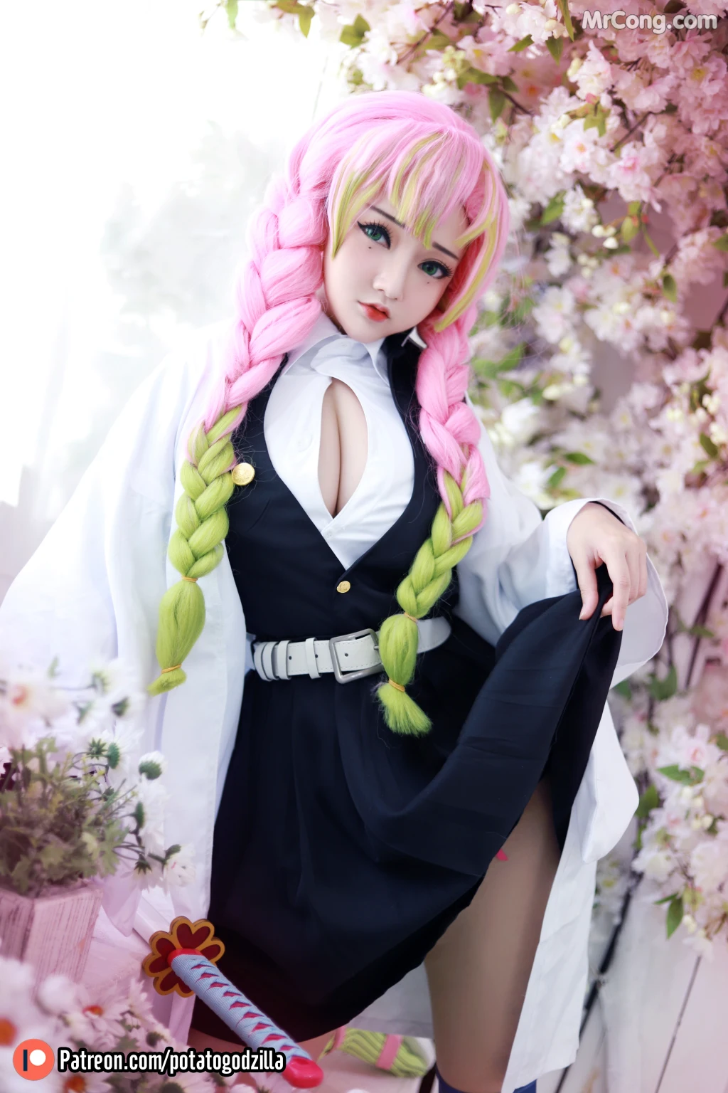 Coser@Potato Godzilla: Mitsuri Kanroji (65 photos + 26 videos)