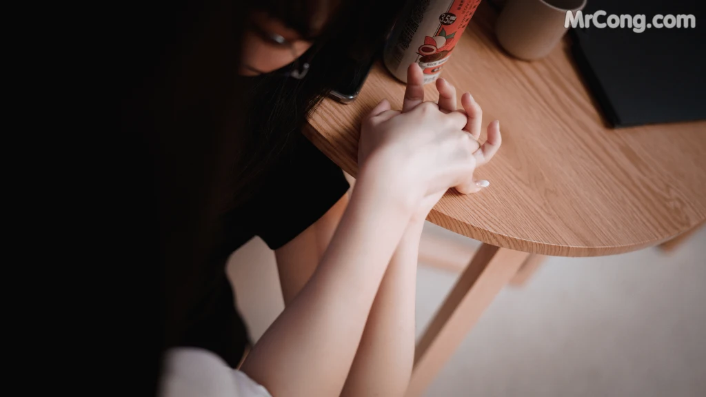 Coser@rioko凉凉子 Vol.093: 黑丝ol制服双人 (102 photos + 11 videos) – Page 2