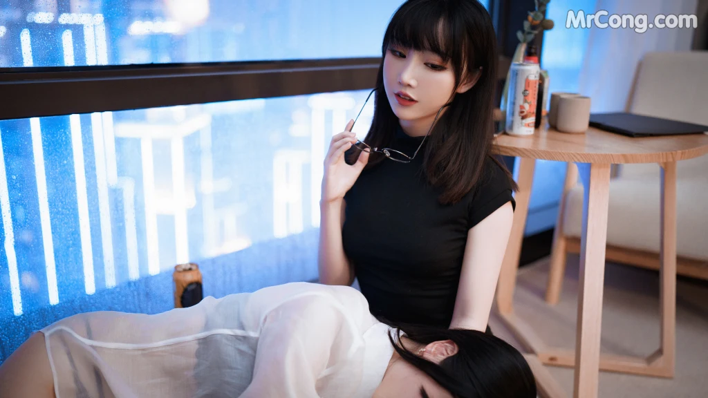 Coser@rioko凉凉子 Vol.093: 黑丝ol制服双人 (102 photos + 11 videos) – Page 2