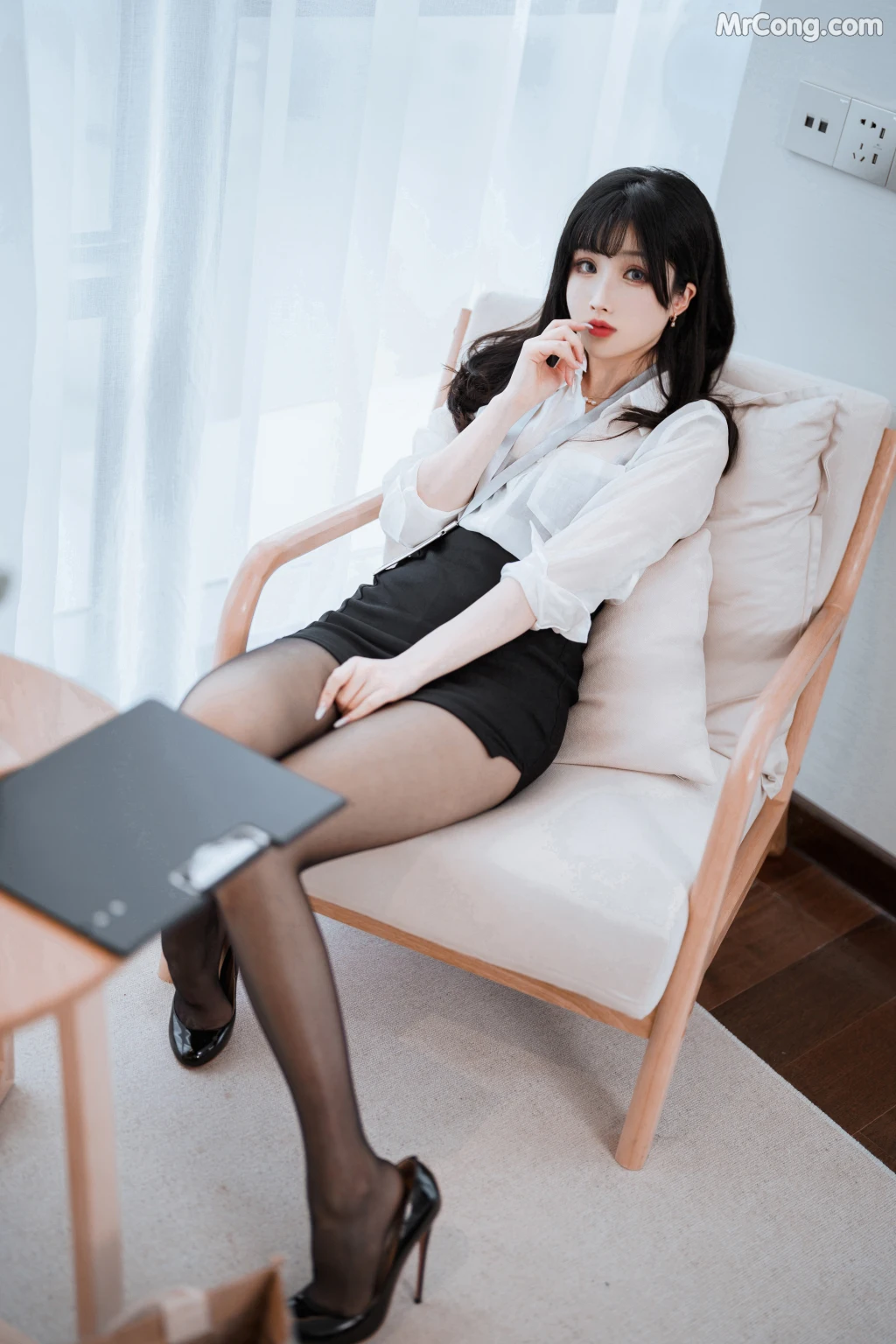 Coser@rioko凉凉子 Vol.093: 黑丝ol制服双人 (102 photos + 11 videos) – Page 6