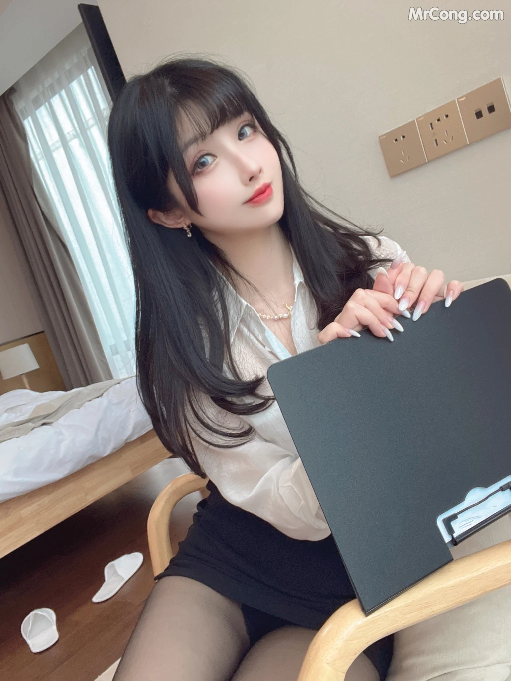 Coser@rioko凉凉子 Vol.093: 黑丝ol制服双人 (102 photos + 11 videos) – Page 10