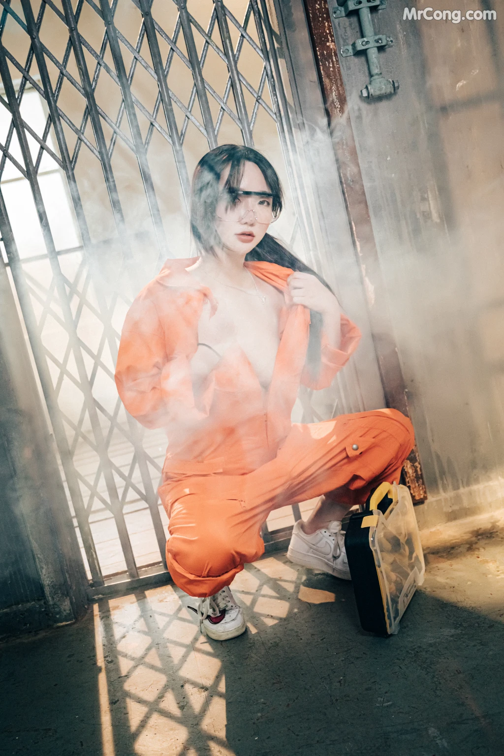 [Loozy] Son Ye-Eun (손예은): Where Are My Tools (86 photos)