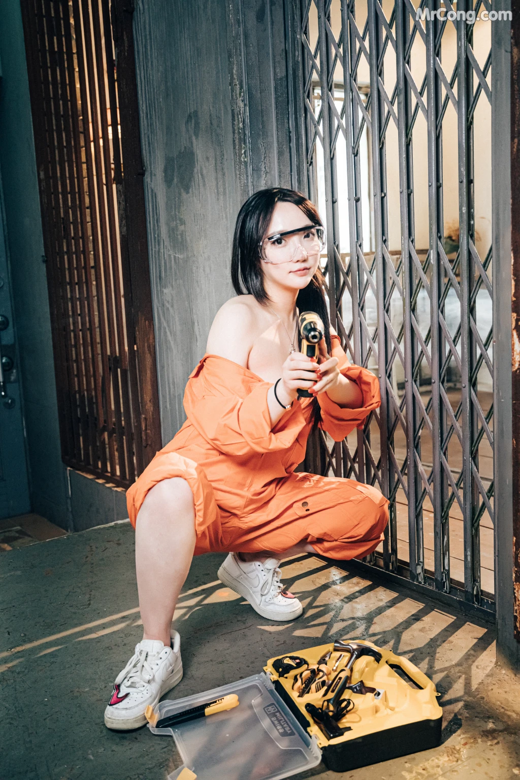 [Loozy] Son Ye-Eun (손예은): Where Are My Tools (86 photos) – Page 2