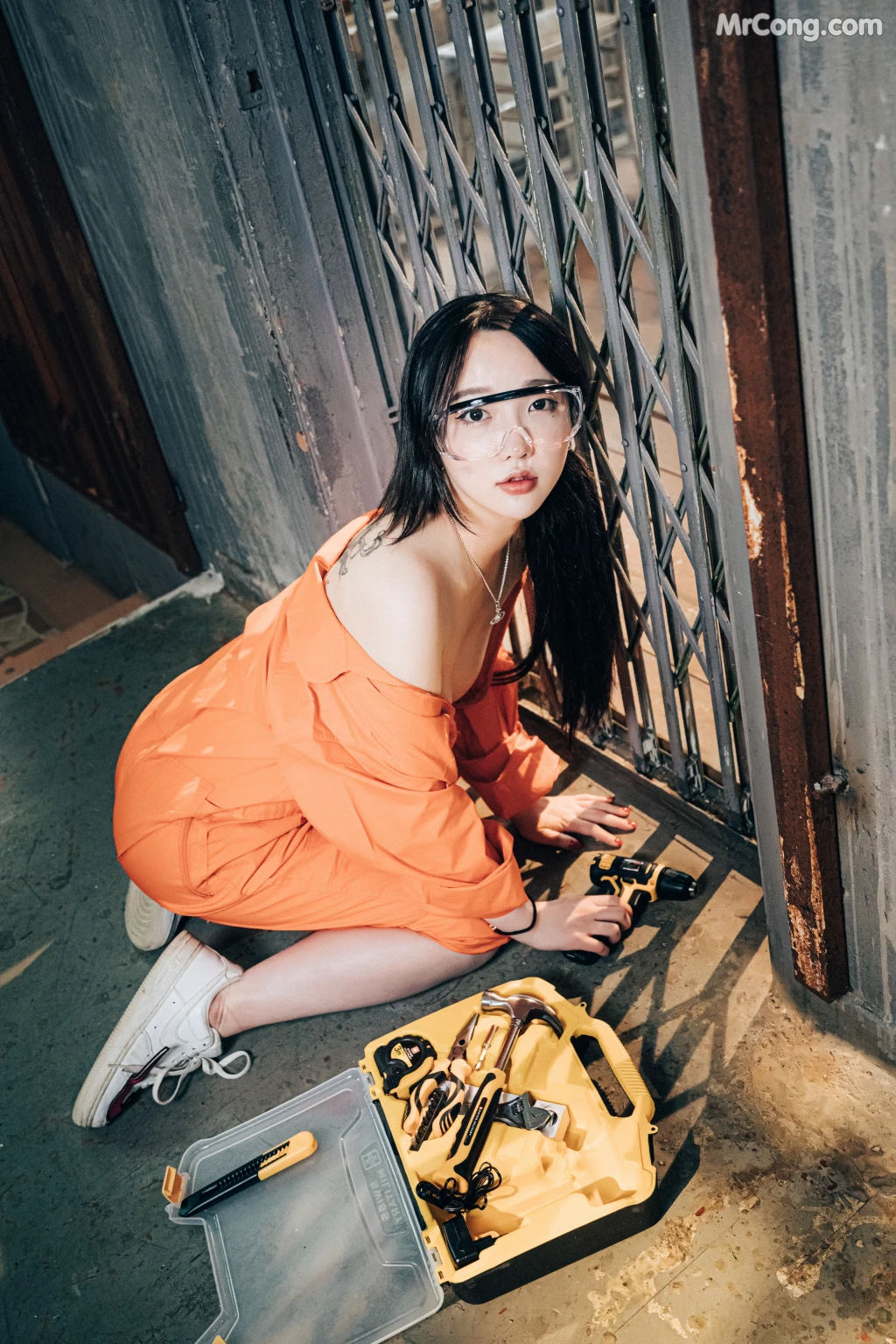 [Loozy] Son Ye-Eun (손예은): Where Are My Tools (86 photos) – Page 2