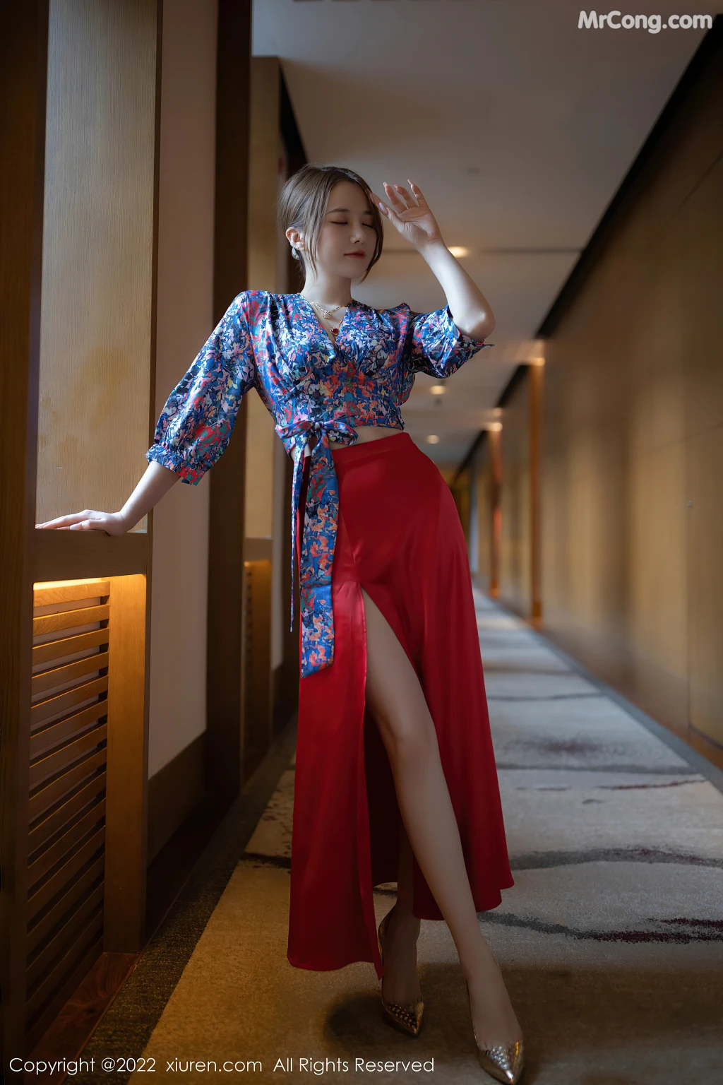 XIUREN No.4674: 鱼子酱Fish (75 photos)
