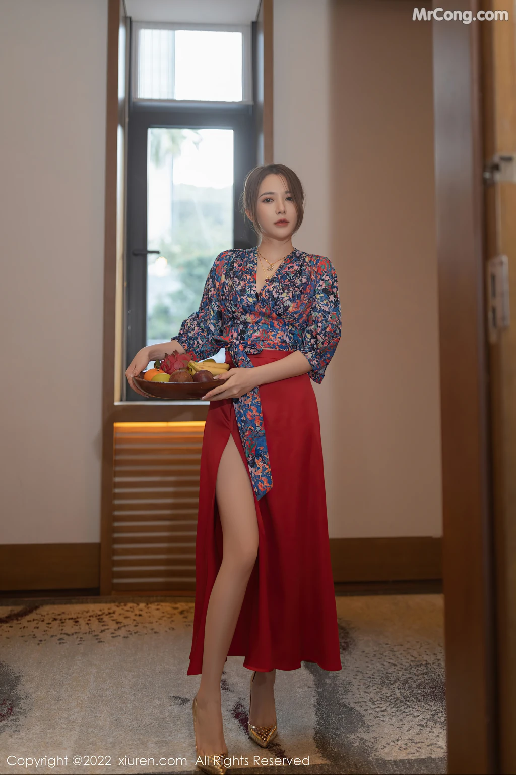 XIUREN No.4674: 鱼子酱Fish (75 photos)
