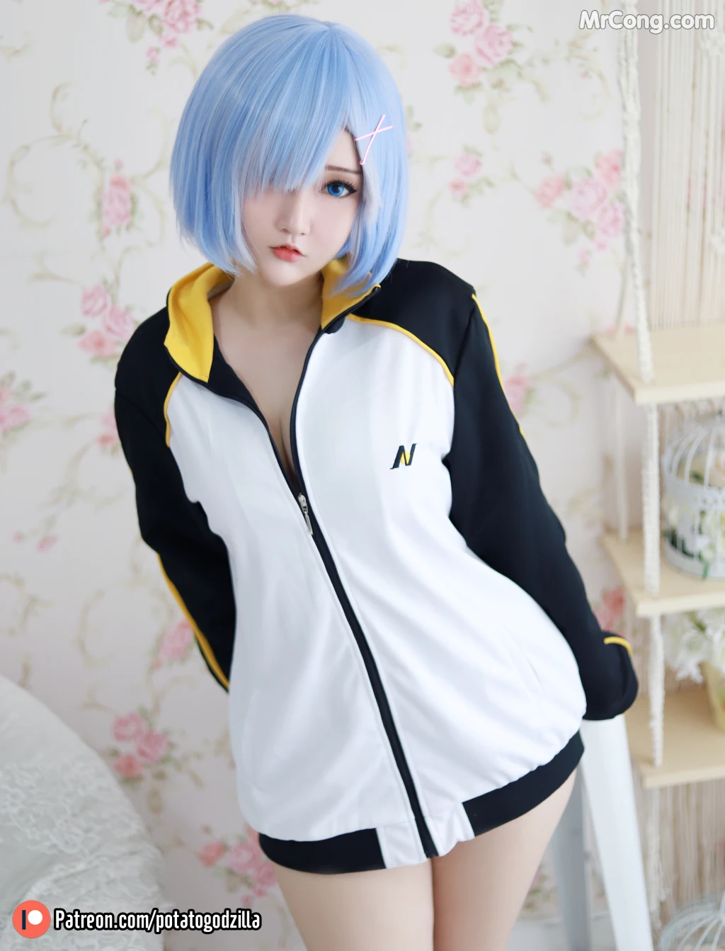 Coser@Potato Godzilla: Rem in Subaru Jacket (34 photos)