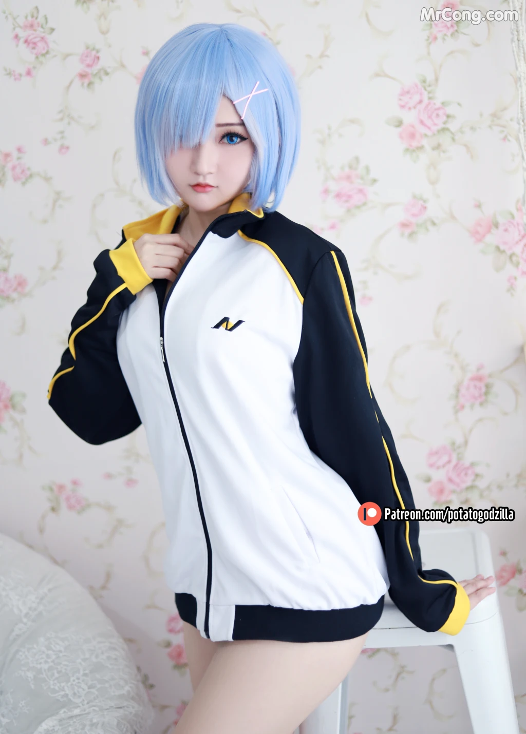 Coser@Potato Godzilla: Rem in Subaru Jacket (34 photos)