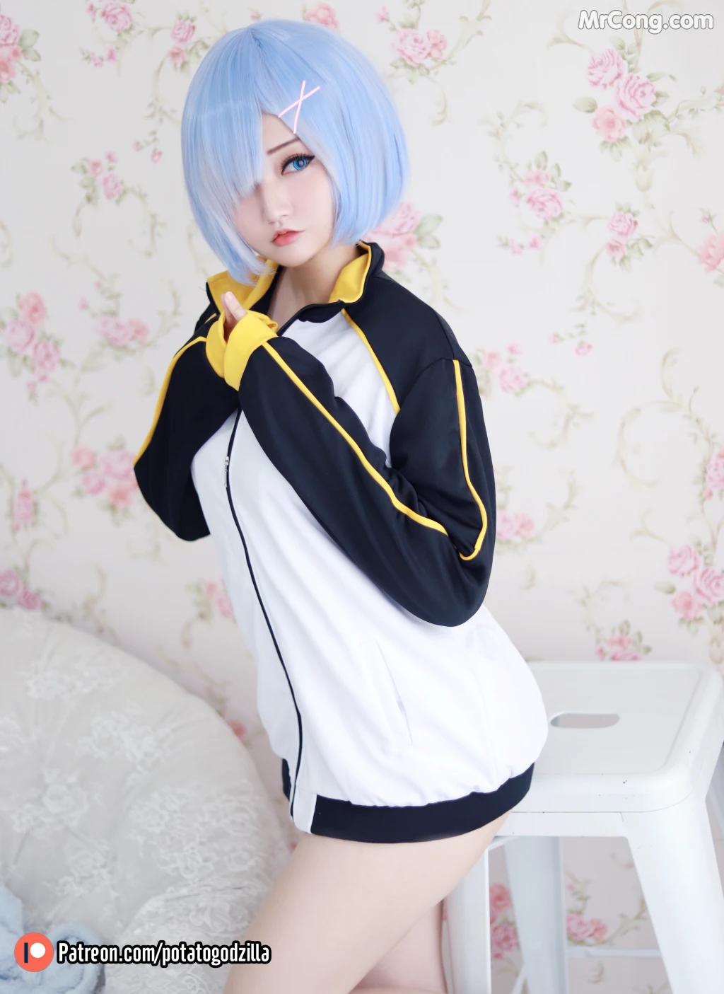 Coser@Potato Godzilla: Rem in Subaru Jacket (34 photos)