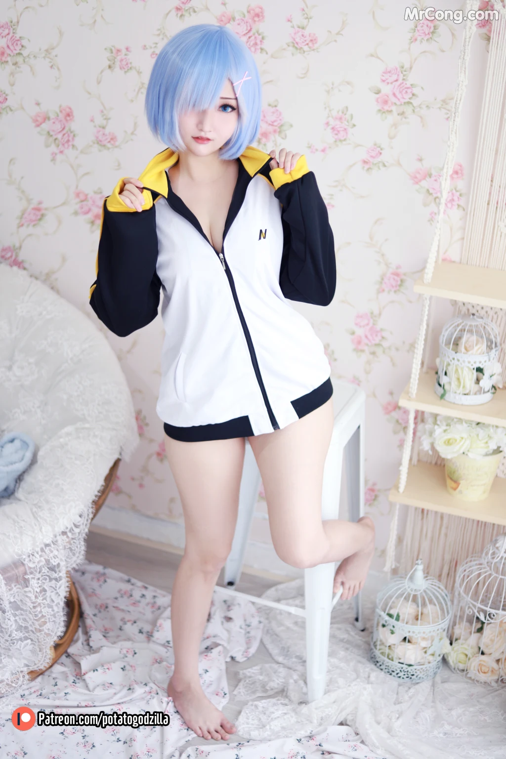 Coser@Potato Godzilla: Rem in Subaru Jacket (34 photos)