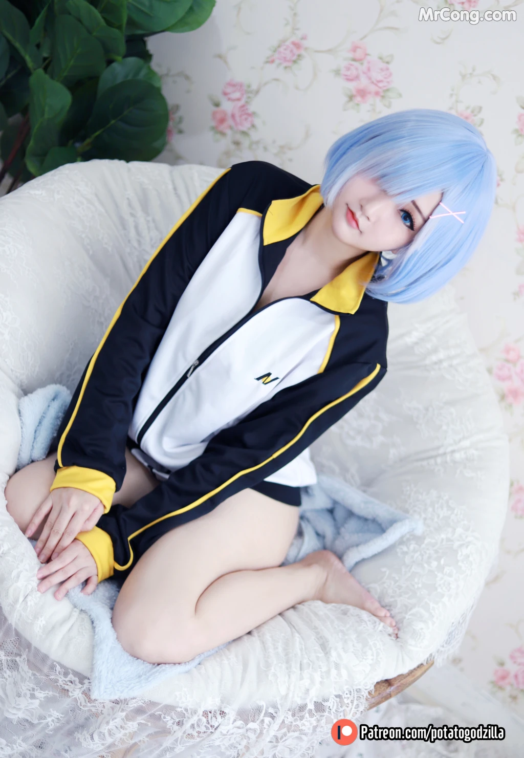 Coser@Potato Godzilla: Rem in Subaru Jacket (34 photos) – Page 2