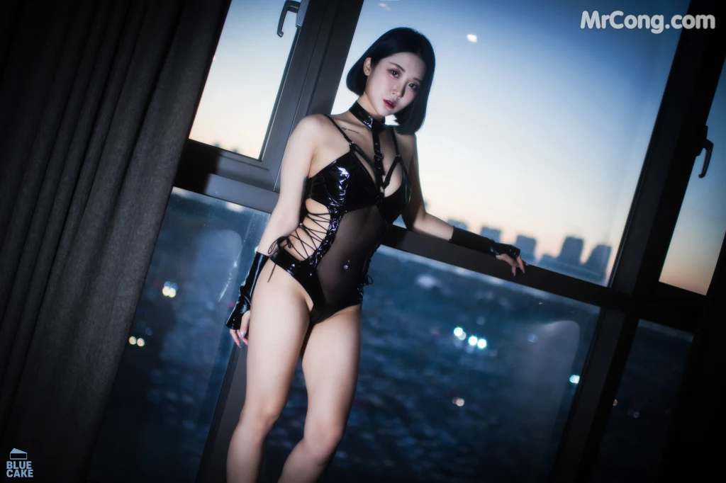 [BLUECAKE] Bomi (보미): City of Night (76 photos)