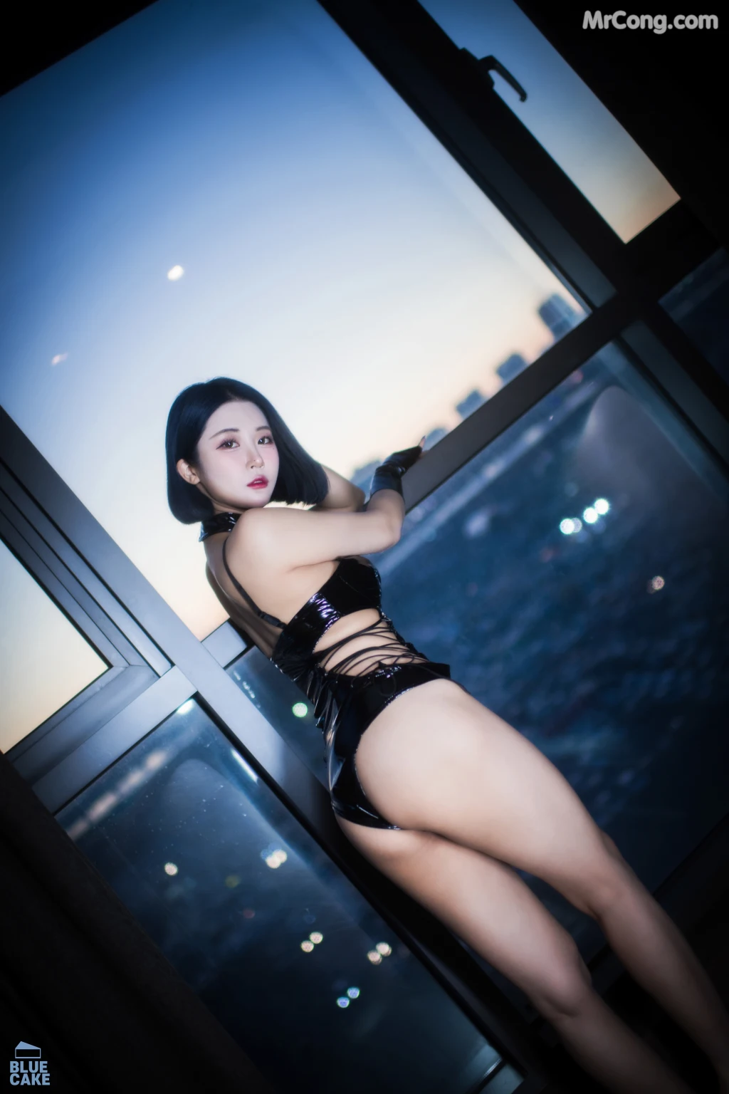 [BLUECAKE] Bomi (보미): City of Night (76 photos)