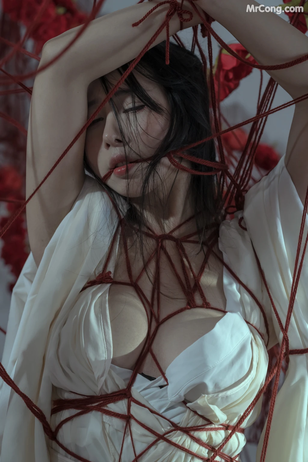 Coser@云溪溪 (Yunx1x1) Vol.020: 奶桃 囚鸟 (64 photos)