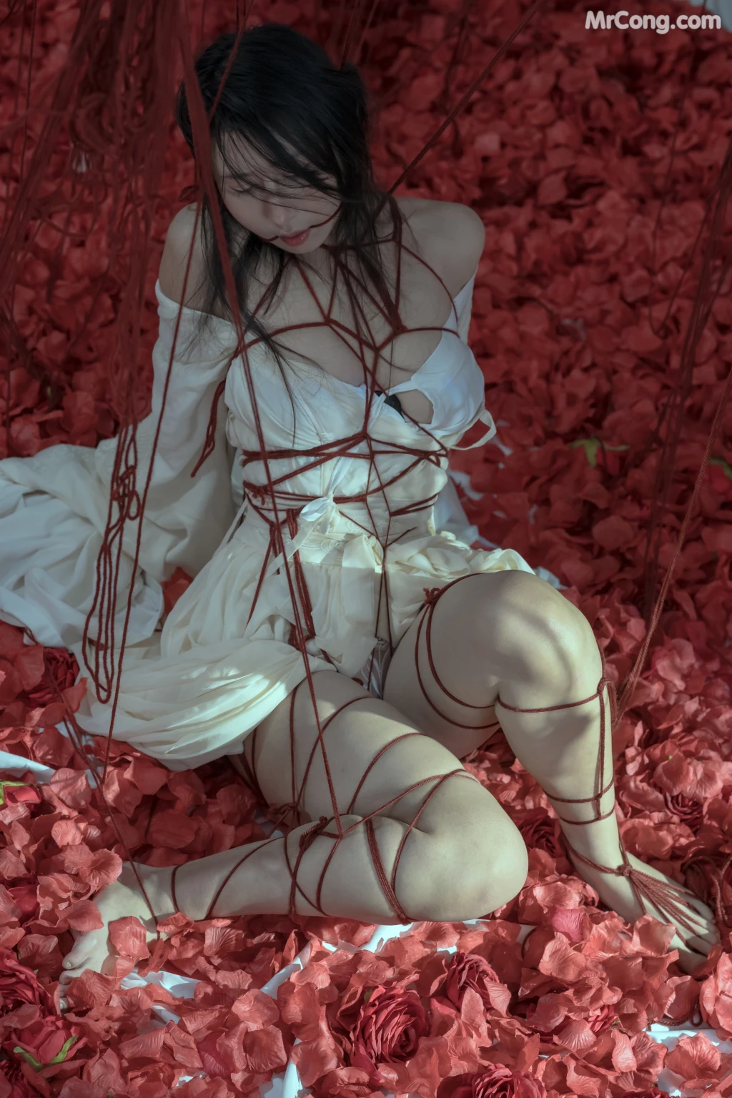 Coser@云溪溪 (Yunx1x1) Vol.020: 奶桃 囚鸟 (64 photos) – Page 3