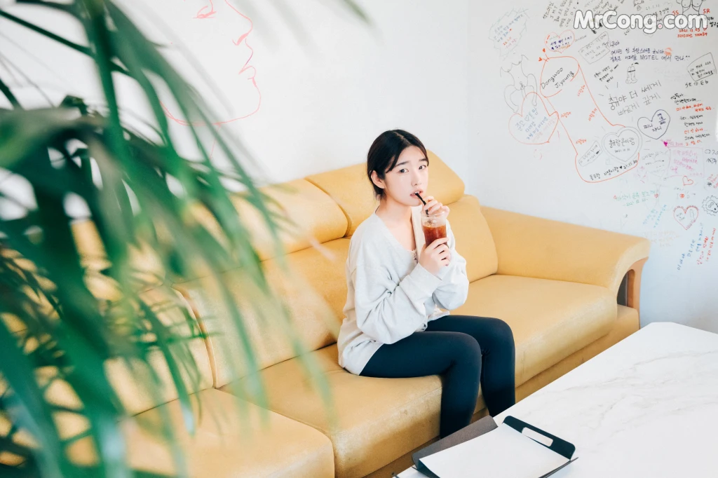 [Loozy] Sonson (손손): Yano Date (118 photos)