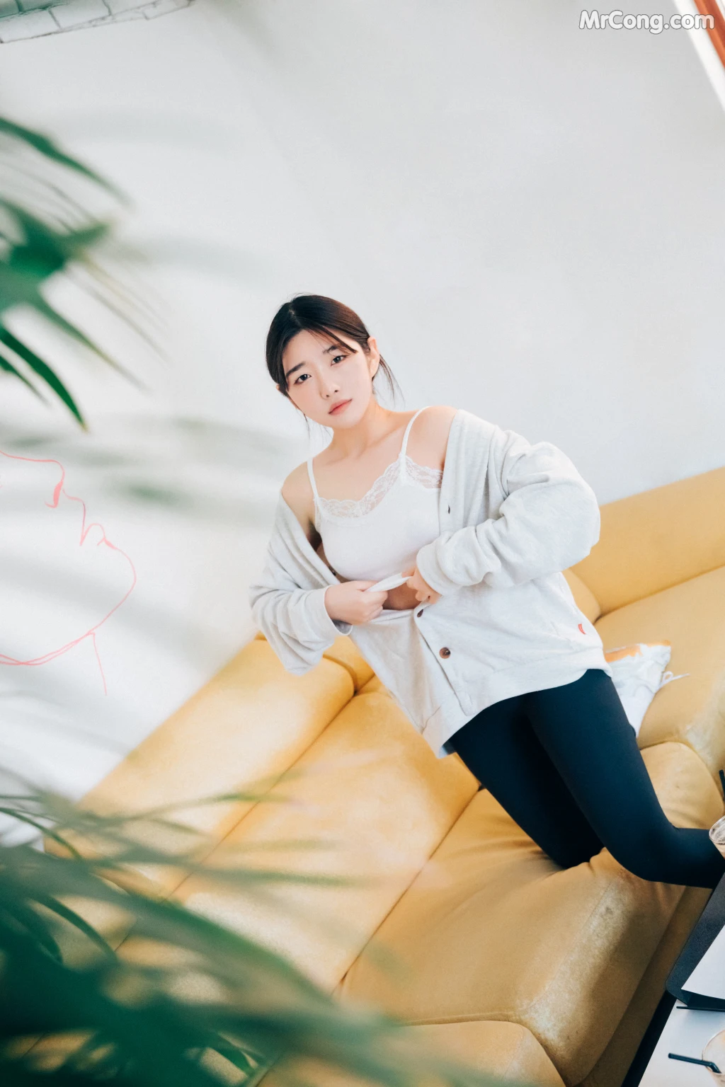 [Loozy] Sonson (손손): Yano Date (118 photos)