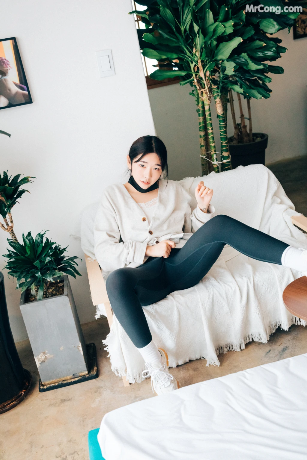 [Loozy] Sonson (손손): Yano Date (118 photos) – Page 2